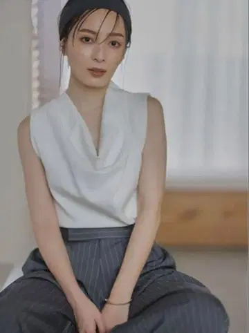 anuans 드레이프 니트 화이트 착용 한 번만