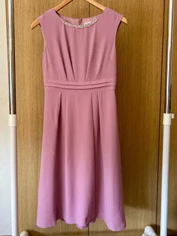 anySiS 슬리브리스 드레스 파티 드레스 원피스 M 사이즈