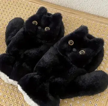 검은 고양이 봉제 인형