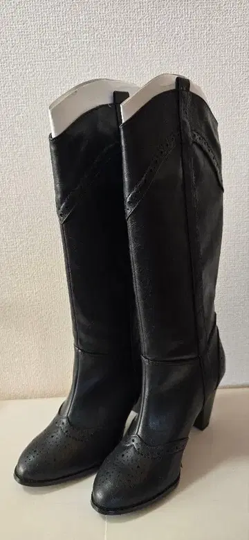 [ 새상품 ] NUOVO  롱 부츠 블랙 S 사이즈