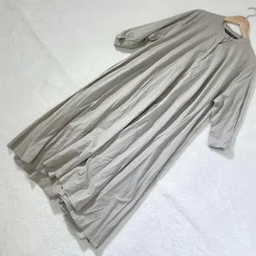 초 롱 미즈이로 인드 원피스 맥시 플레어 히요쿠 밴드 카라 플레어