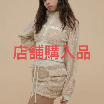 Fluffy zip up jacket 미니 스커트 andmary