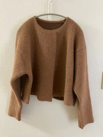 미사용품 poushal 니트 가디건 38 울 월드