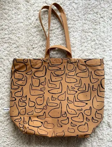 미나 페르호넨 chit-chat 백 camel M 사이즈