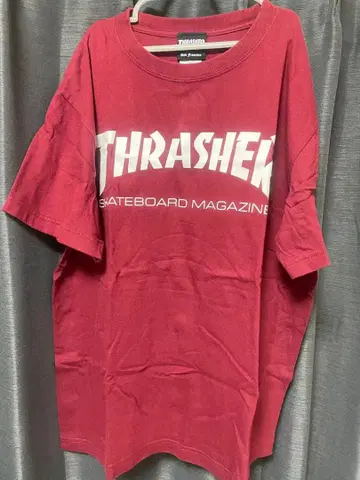 THRASHER 티셔츠 버건디