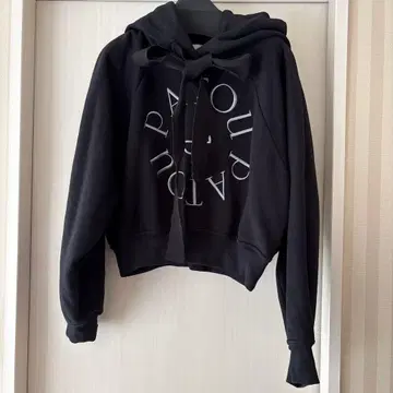 PATOU 블랙 크롭 후드티