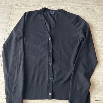 theory 블랙 V넥 가디건