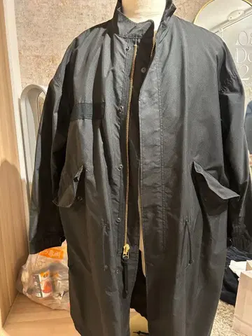 시오타 22AW M-65 필드 후드티 (BZLM-110M) BLACK