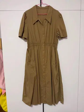 브라운 반팔 셔츠 원피스