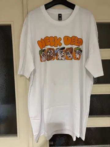 NECK DEEP 캐릭터T셔츠 2XL