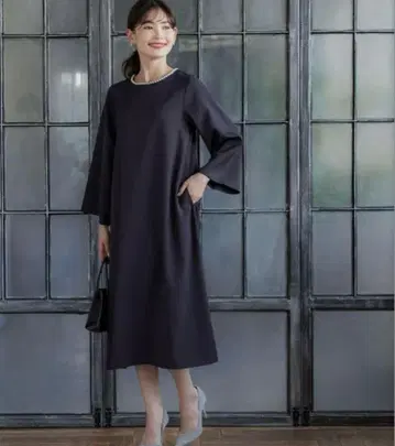 택 포함 미사용 새상품 coca 원피스 펄넥 플레어 원피스