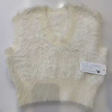 화이트 퍼 니트 베스트 V넥 반값 셀렉트 B샵