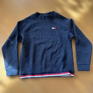 타미힐피거 엠보싱 상의 네이비