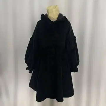 To Alice 토끼 귀 프릴 코트