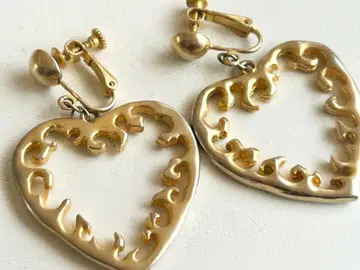 빈티지 빅 사이즈 하트 Heart 개성 매트 골드 vintage 귀찌