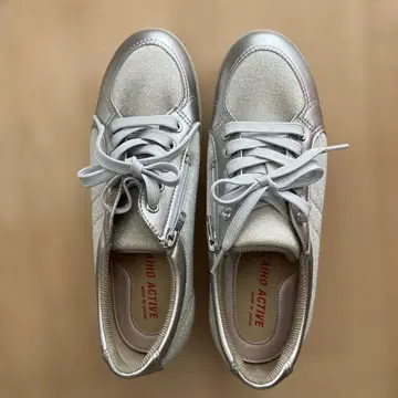 YAIHO ACTIVE 실버 스니커즈