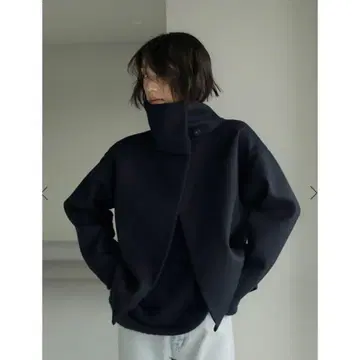 ETRE TOKYO 본딩 2way 터틀 풀오버