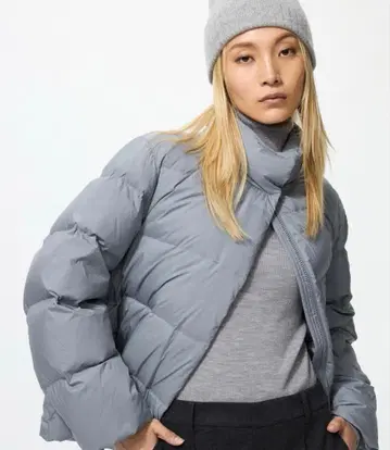 UNIQLO 파우더 소프트 다운 자켓 BLUE