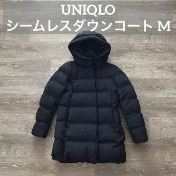 유니클로 심리스 다운 숏코트 M 사이즈