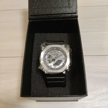 G-SHOCK GM-2100-1AJF