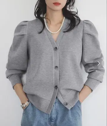 숄더 개더 V넥 가디건