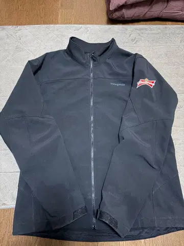 기업계 Patagonia Budweiser 나일론 자켓 XL