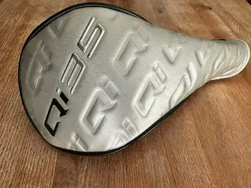 테일러메이드 Qi35 드라이버용 골프헤드커버 TaylorMade