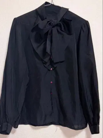 soir benir 블라우스