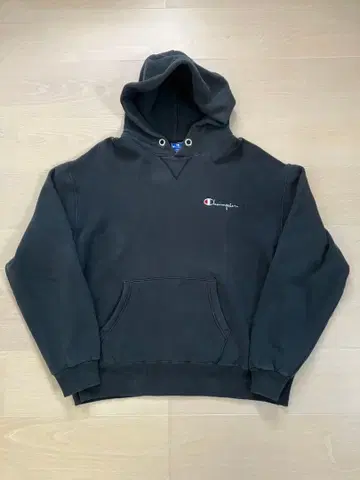 Champion 블랙 후드티 L 사이즈