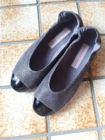 Blaze 블레이즈 그레이 플랫슈즈 인힐 펌프스 24cm