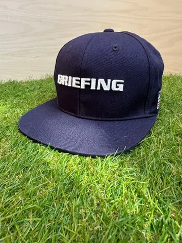 [ 미사용 ] BRIEFING 네이비 캡
