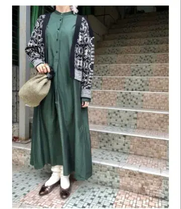 nitca 스퀘어 태피스트리 더블 자카드 숏 가디건