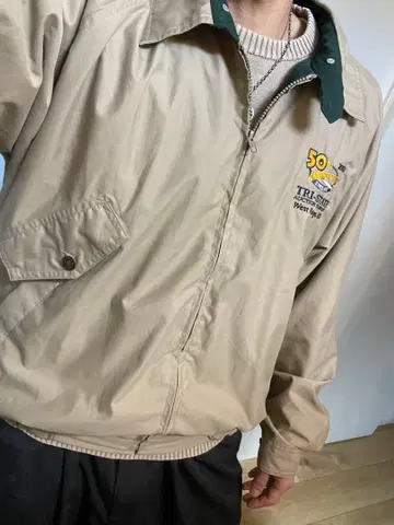 스윙탑, 나일론 자켓 해외 구제 의류 베이지