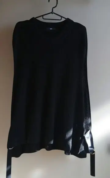 HARE 블랙 니트 사이드 벨트 베스트 튜닉