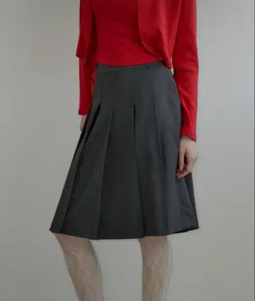 [택 포함 미사용 새상품] GIUNON 미디 플리츠 스커트 그레이