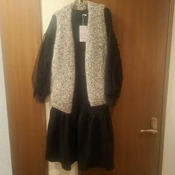 롱 원피스와 니트 베스트 세트