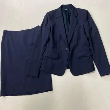 Theory 울 스트레치 스커트 수트 셋업 2