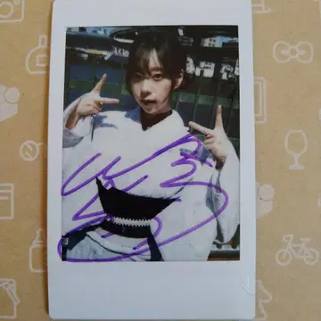 아오야마 히카루 사인 포함 폴라로이드