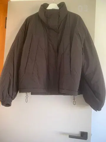 몬스터 숏코트 로리즈팜 블랙