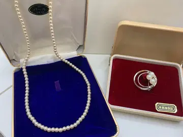 진주 목걸이와 반지 세트