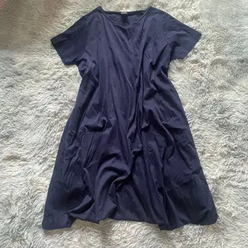 어반 리서치 도어스 여성용 원피스 M 무지 네이비 다크 네이비