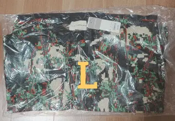 GU beautiful people 그래픽 니트 풀오버 스웨터