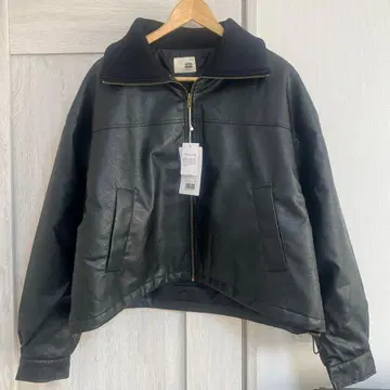 Java 숏 기장 리브 터틀 오버 사이즈 페이크 레더 자켓 XL