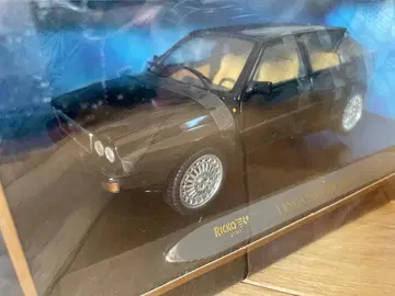 란치아 델타 인테그랄레 1/18 미니카