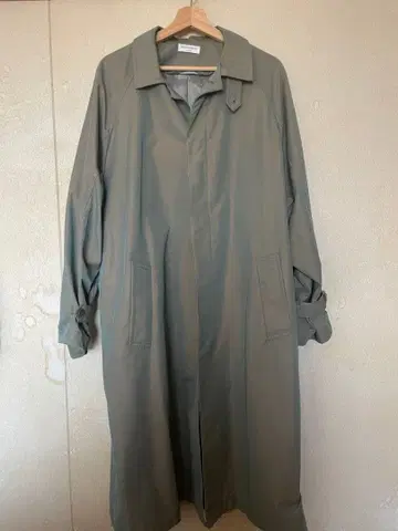 BROKEN BASE 오버 스텐카라 코트 카키 M 사이즈