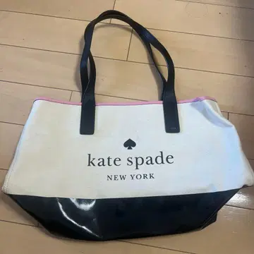 케이트 스페이드 토트백 화이트/블랙/핑크