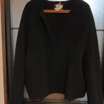 이타리야 블랙 노카라 자켓