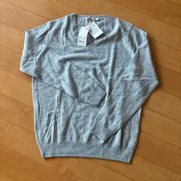 그레이 V넥 니트 스웨터 L 사이즈