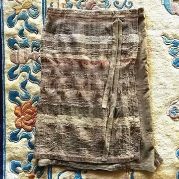 마키 텍스타일 수제 태서 실크 울 롱 랩 스커트 가격 인하