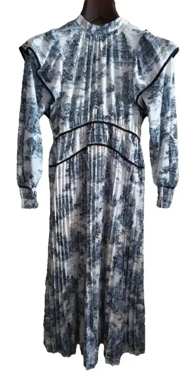 릴리 브라운 긴팔 원피스